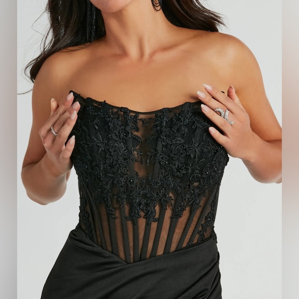 Black Strapless Corset Lace Formal Dress